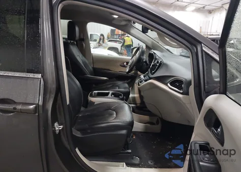 2022 Chrysler Pacifica Touring L from USA, damaged, VIN 2C4RC1BG2NR134200